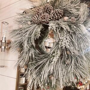 NWT Von Maur Elegant Frosted Pinecone Holiday Wreath